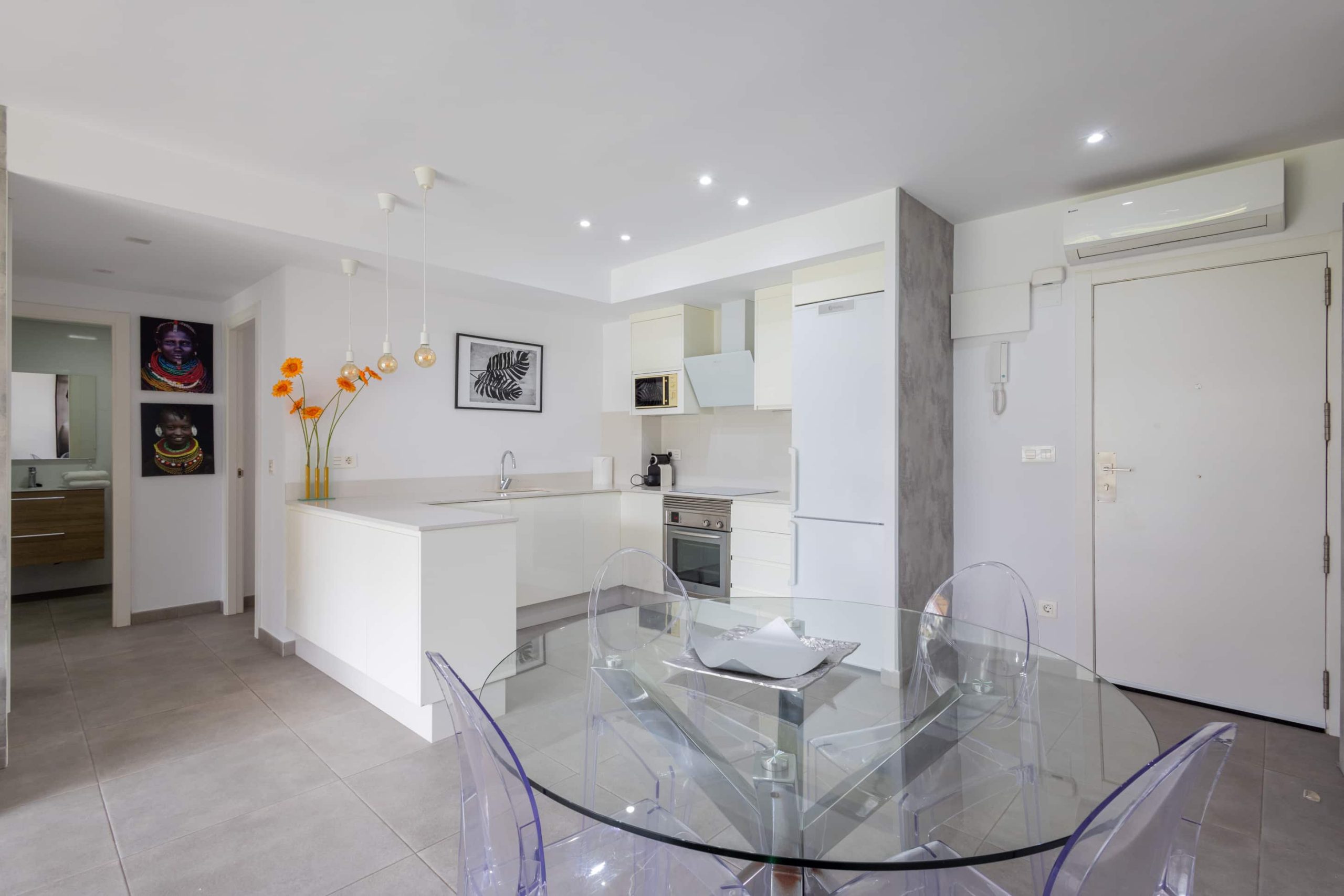 Salon Aptos Odyesea Gandia